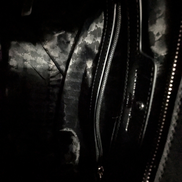 NEW KARL LAGERFELD PARIS IRIS TOTE NEW WITH TAGS New With Tags ower price - Picture 11 of 16